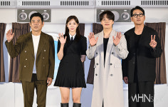 [mhn포토] 성동일-채수빈-여진구-하정우 하이재킹으로 돌아왔어요