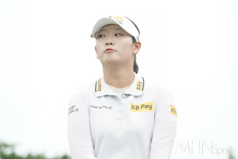 [mhn포토] 방신실, 역전 우승 간다