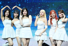 [mhn포토] 라이츠 온 위클리 반짝이는 소녀들