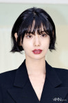 나나, 노출 하나 없어도 섹시한 올블랙 치명적인 매력