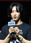 [포토] 편성현 '드래곤포니의 베이스'