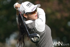 [mhn포토] 현세린, 이 악물고 날리는 티샷