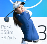 [mhn포토] 지노 티띠꾼 부드러운 팔로스루