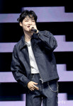 [포토] 제이비 '첫 솔로 정규로 돌아온 갓세븐 리더'