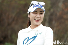 '후배 위해 2억원 쾌척' 美 프로무대 진출하는 윤이나 