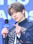 [포토] NCT WISH 시온 '왕자님 하트'