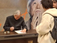 백건우, 모차르트에 스며들다... 전설은 이렇게 이어진다[여홍일의 감성, 클래식美학]