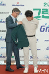 [mhn포토] 양민호, 내게 잘 어울리는 우승 재킷