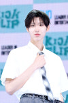 [포토] 킥플립 주왕 모델처럼