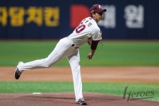 '끝났다' 길었던 키움 6연패, 스토퍼 하영민이 끊었다...SSG에 3-2 극적 역전승 거둬