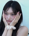 아이브 이서, 리본→꽃받침까지 러블리 풀코스...순정만화 뚫고 나온 비주얼