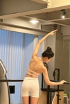 정유지, 등근육 화났다...필라테스로 다진 탄탄+늘씬 몸매