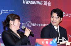 [포토] 김금순 정우성 옆자리 좋네요