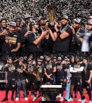 뉴욕 닉스, 샌안토니오 누르고 NBA 컵 우승컵 차지...MVP 제일런 브런슨