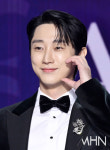 [포토] 진영 훈훈한 볼하트
