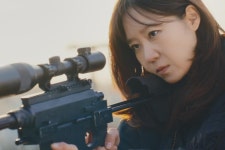 '21.0%' 흥행 퀸, 15년만 총 들었다…시청률 정조준 할까 ('유부녀 킬러')