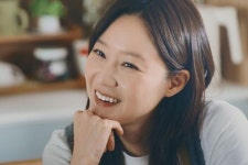 '1억 7천만 뷰' 기록한 대작→드라마로 찾아온다…인기 배우 출격하며 화제 모은 작품 ('유부녀 킬러')