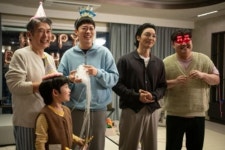 전 채널 1위→OTT 3위·화제성 4위…178억 쫓던 지성, 결국 눈물 흘렸다('아파트')