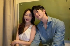 '이혼 4년 만 새사랑' 아옳이, 키 189 남자친구 얼굴·직업 공개→2대째 한의사·유튜버 김형배 [MHN:피드]