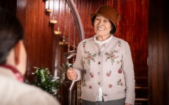 김혜자, '연기 인생 65주년' 맞았다…60년 만에 다시 만난 '단짝' ('여전히 찬란하게')
