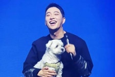 유명 작가, '박위 강연료 논란'에 소신 발언…
