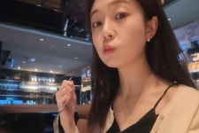 '내년 결혼' 백진희, 캐나다 브이로그 속 '예비 남편' 있었나?…'男 지인' 재조명 [MHN:픽]