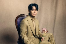 '10월 결혼' 강균성, '유하진'과 함께한 웨딩 화보…