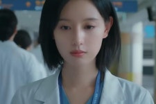 티저 공개 3일만 '500만' 뷰 터졌다…'믿보' 배우진으로 '美친 화제성' 입증한 이 작품 ('닥터X')