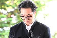 끝내 고개 숙였다...'병역법 위반' 송민호, 