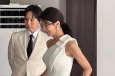 미코 출신 엄지민, 품절녀된다…정우철 도슨트와 오는 18일 백년가약 [MHN:피드]