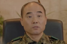 강신일 