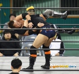 [포토엔]PWF 인생공격 카게토라에게 반격을 시도하는 김남석