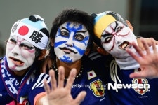 일본 그리스전, 전범기 응원에 이영표 “저 얼굴은 뭔가요” 황당