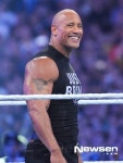 더락 “WWE 복귀 시간문제, 분명히 컴백한다”