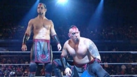 WWE 고참들 “어센션, 고인 능욕마라” 분노