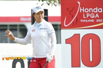 [포토엔]김세영 ‘차근 차근 풀어나갈게요’ (혼다 LPGA 타일랜드)