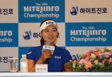 ‘메이저퀸’ 전인지-김효주 “하이트진로 대회 우승하고파”