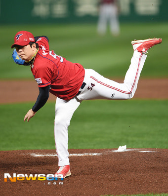 김광현, 김도영 맞대결에서 김광현 7이닝 1피안타 호투, 김도영 펜스 넘는 홈런