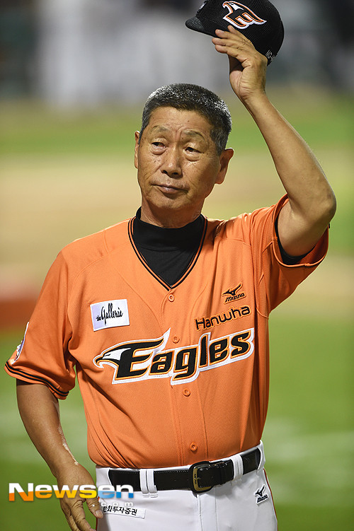 한화, 2025시즌 코칭스태프 구성 완료…김경문 감독 아래 새로운 에너지 함께한다