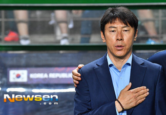 ‘승장’ 신태용 감독 “다급한 아르헨티나, 보면서 짜릿해”