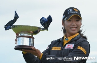 이미향 ‘LPGA 통산 두번째 우승 트로피’[포토엔]