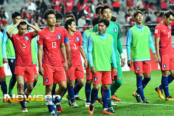 [한국-이란] 신 내린 기회도 제발로 ‘뻥’, 월드컵 먹여줘도 씹질 못해
