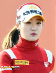 [포토엔HD] 오지현 ‘그린에서 빛나는 뽀얀 백옥피부’