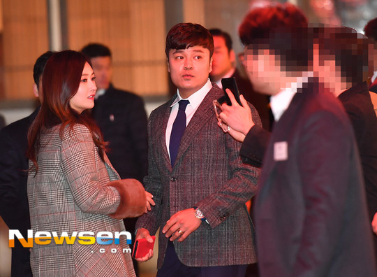 추신수, 하원미 부부의 부부 간 갈등, 유튜브 활동으로 인한 위기 속 사연 공개: 부부 간 소통과 이해에 대한 고민과 공감 얻는 과정.