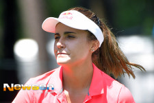 [포토엔]렉시톰슨 ‘눈에 띄는 미모’