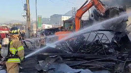 경북 경주에서 철물점 화재…인명피해 없지만 주변 결빙