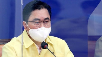 與 대선 경선 연기설에…김종민 