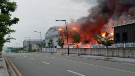 담양산업단지 자동차부품 공장서 화재…공장 3동 불 타