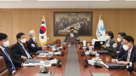 한은, 기준금리 0.50%p 인상…10년만에 기준금리 3% 시대