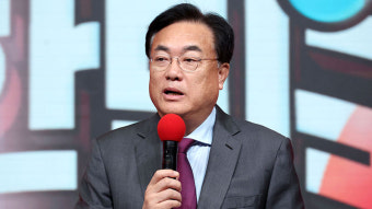 정진석 